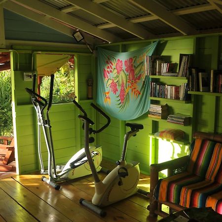 Mango Island Lodges Saint Joseph エクステリア 写真