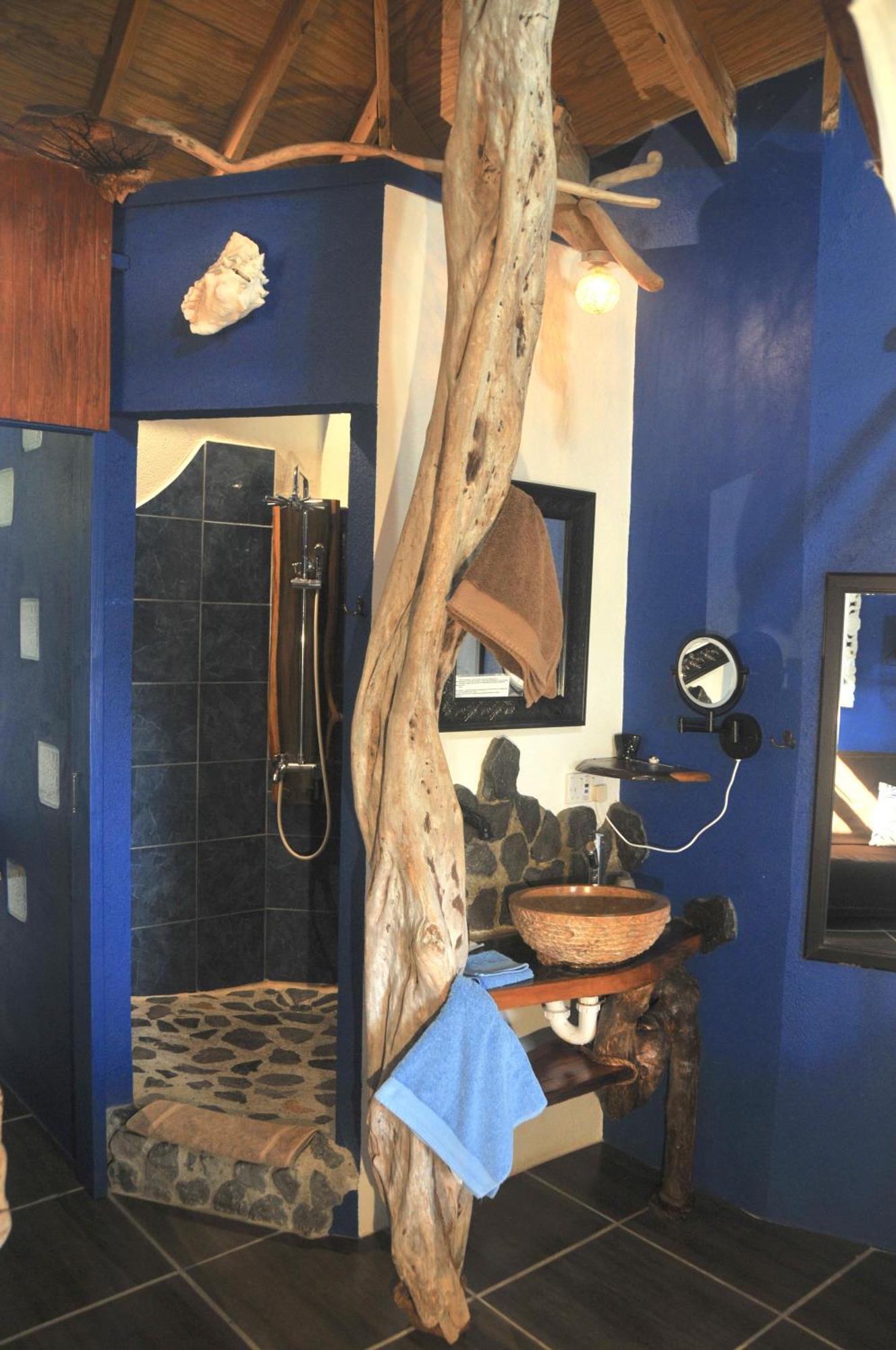 Mango Island Lodges Saint Joseph エクステリア 写真